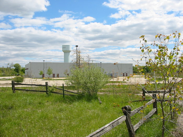 Super Cinemas - May 2002 (newer photo)